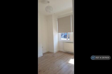 Front Double Bedroom