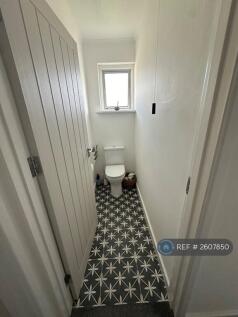 Seperate Toilet