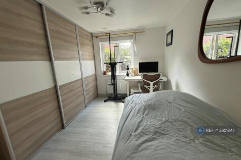 Office, Gym And Storage Space 