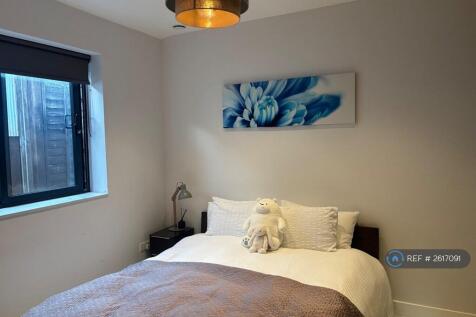 King Size Bedroom