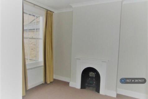 Double Bedroom 11&#39;5 x 11&#39;