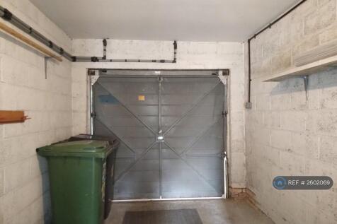 Integral Garage