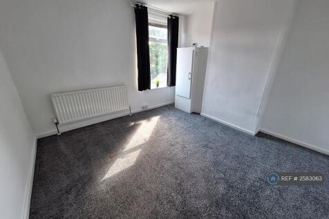 Rear Bedroom