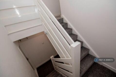 Hallway/ Staircase