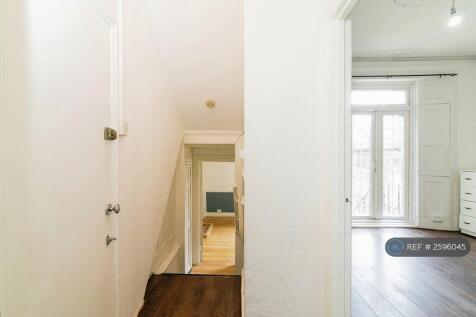 Bedroom 2 (&amp; Corridor To Living Room)