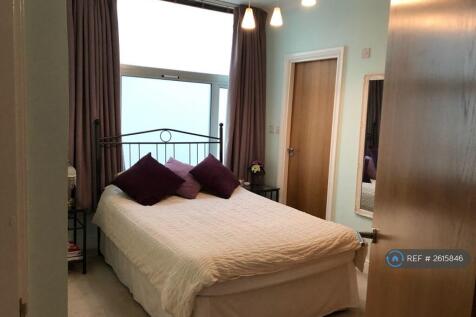 Master Bedroom With En-Suite