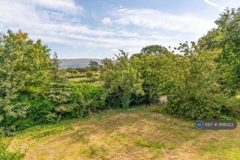 Holme Farmhouse View Over Side Garden