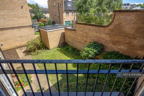 Overlooking The Communal Courtyard Garden