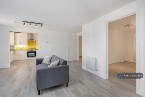 Open Plan Living/Dining Area