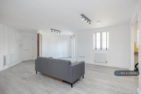 Open Plan Living/Dining Area