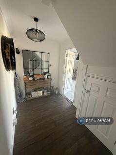 Hallway/ Entrance
