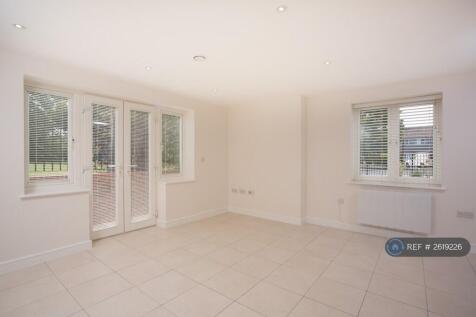 Large Living/Dining Area