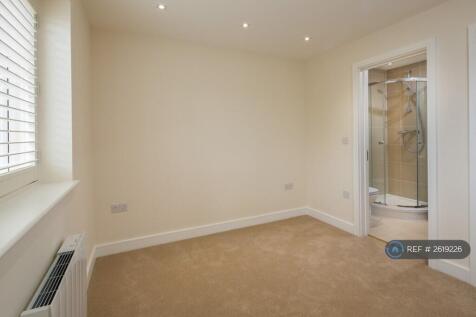 Second Double Ensuite Bedroom