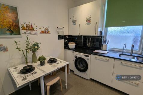Kitchen With Dining