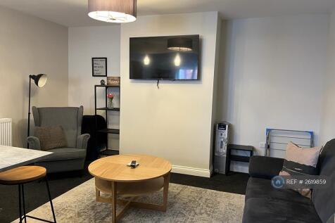 Shared Lounge/Kitchen