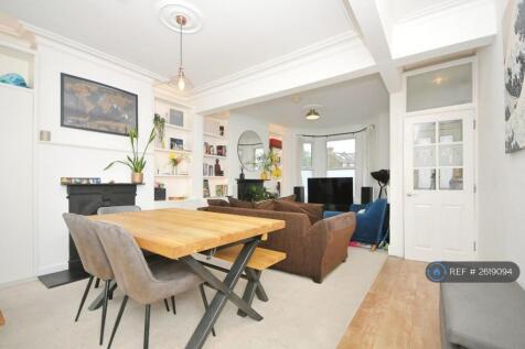 Living Room Pt 2