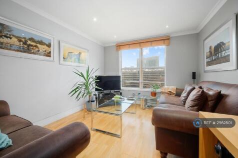 Living Room 4