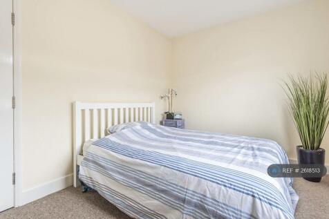 Double Bedroom 1