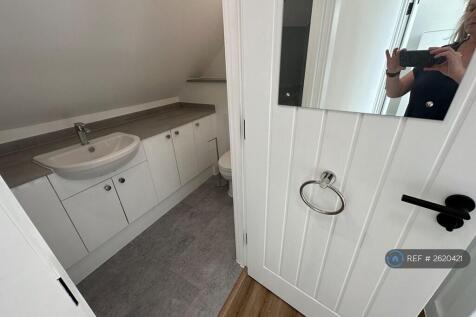 Upstairs Bathroom
