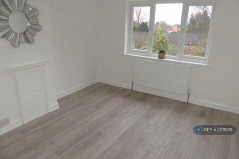 Rear Bedroom
