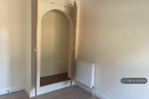 Bedroom 4 / Office