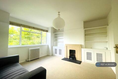 Sunny West Facing Lounge
