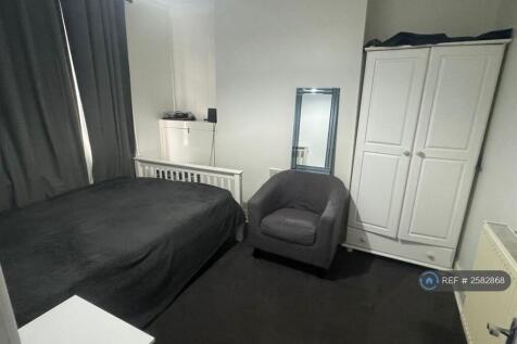 Downstairs Bedroom