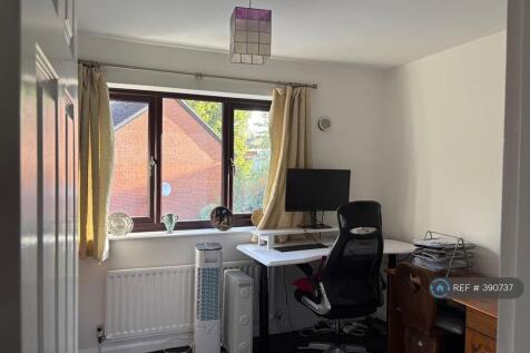 Bedroom Or Office