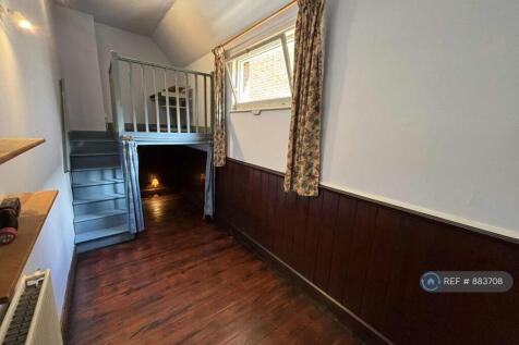 Right Hand Bedroom