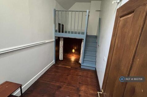 Left Hand Bedroom