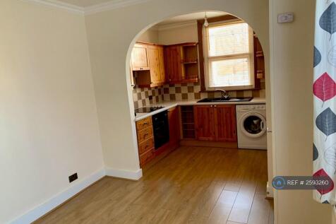 Living Room/Kitchen