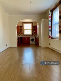 Living Room/Kitchen