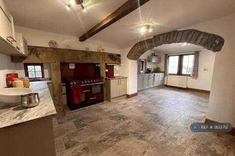 Kitchen Diner With Electric Range