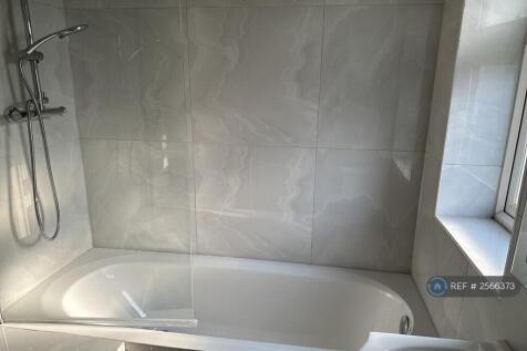 Bathroom_1