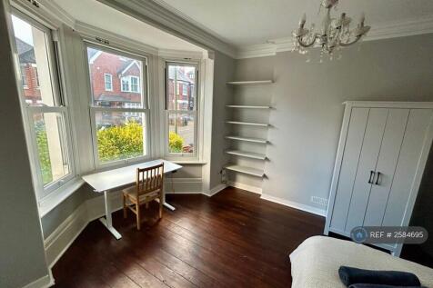 Bedroom 1 With Living Space