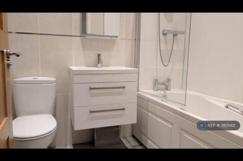 Refurbished Family Bathroom