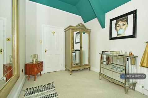 Guest Bedroom Pic 2