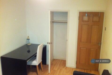 Bedroom 2 002