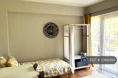 Spacious Single Room For Rent