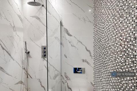 Ensuite Shower