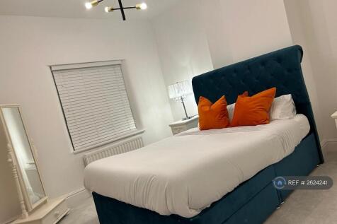 Double Bedroom