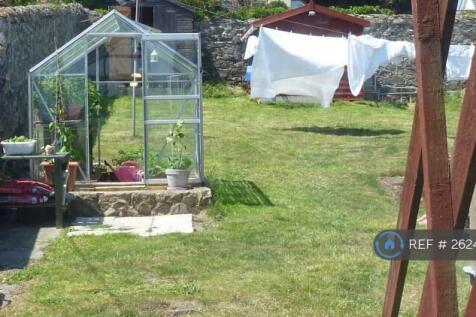 Garden With Large Shed 10x8ft