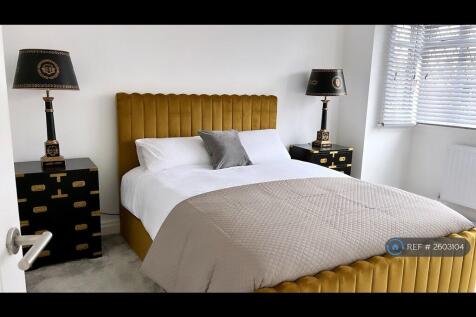 Front Double Bedroom