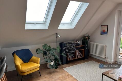 Living Room/Kitchen