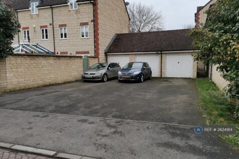 Garage (On The Right), Parking