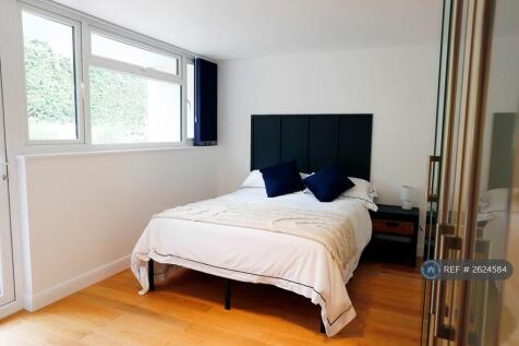 Ensuite Bedroom