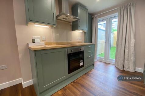 Kitchen (Left)