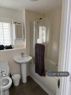 Main Bathroom Shower