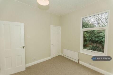 2nd Bed With Boiler Cupboard