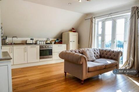 Lounge / Kitchen
